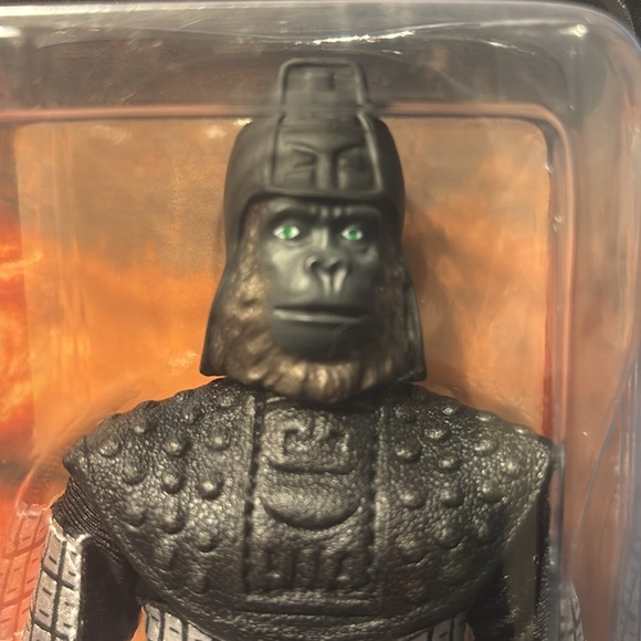 Planet of the Apes General Ursus 8“ Action Figure, NIB - Picture 3 of 11